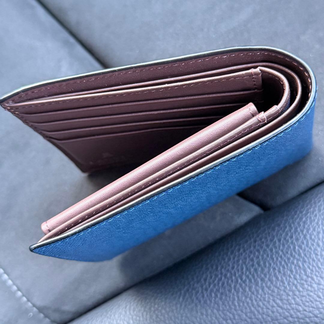 ランバンオンブルー　折り財布　青　レザー　未使用美品　LANVIN