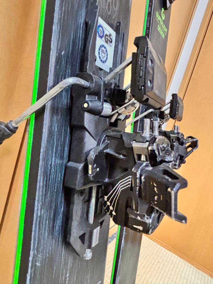 パウダーHEAD KORE 105 189cm DYNAFIT テックS110