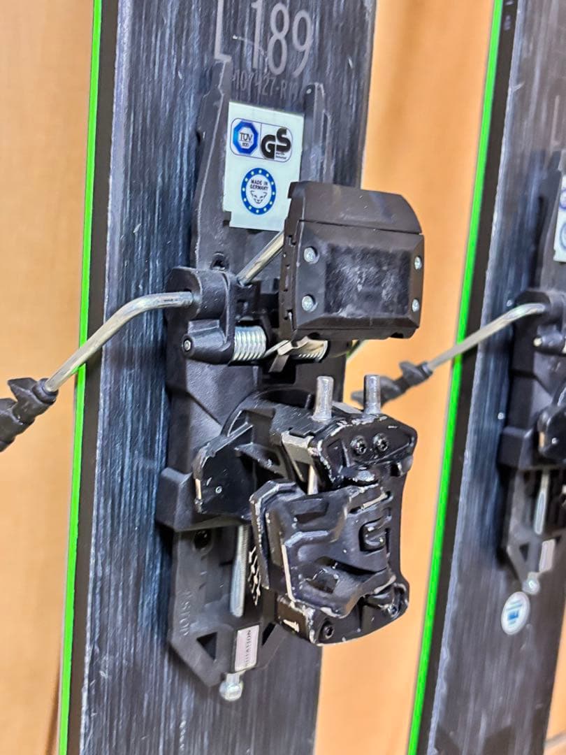 パウダーHEAD KORE 105 189cm DYNAFIT テックS110