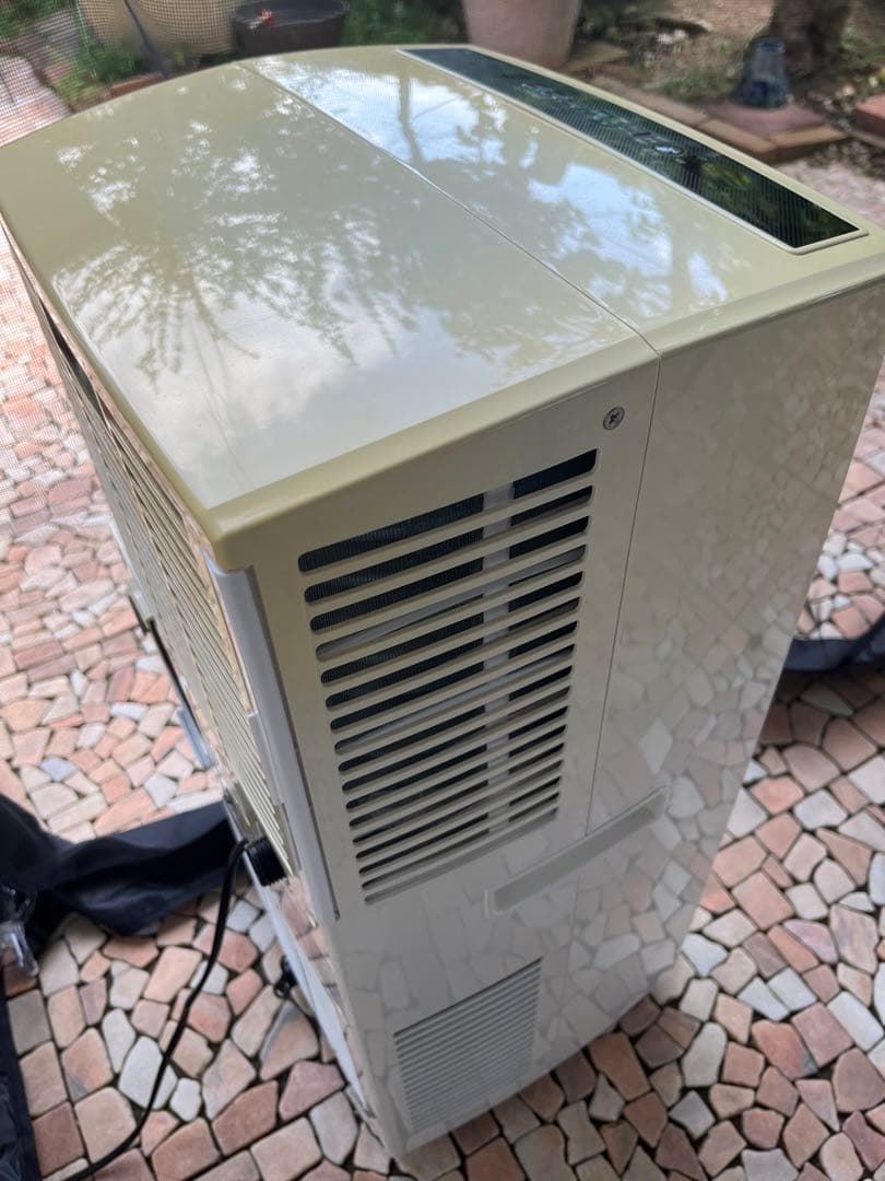 アイリスオーヤマ ポータブル クーラー エアコン 除湿機能付　IPC-221N