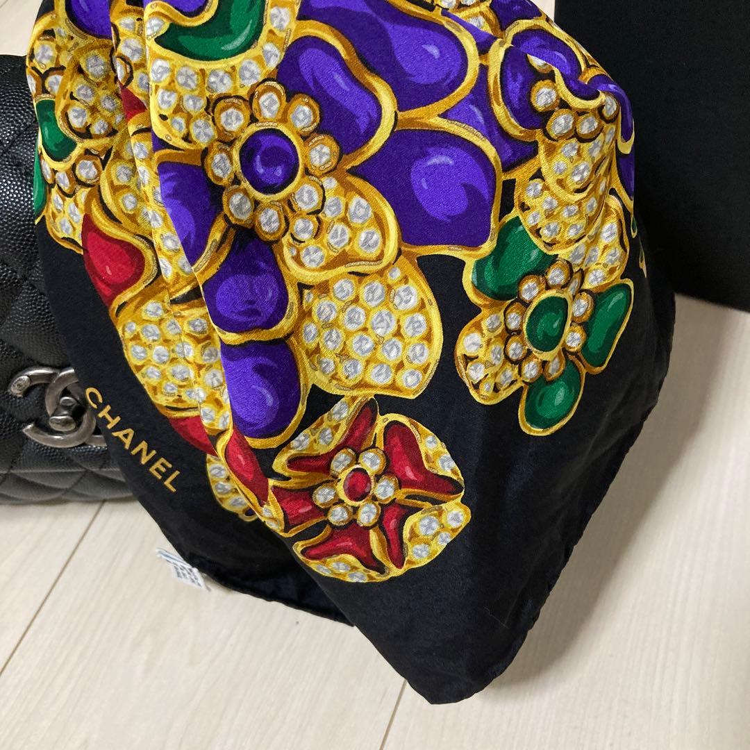 CHANEL シャネル　シルク　スカーフ　宝石柄　正規品