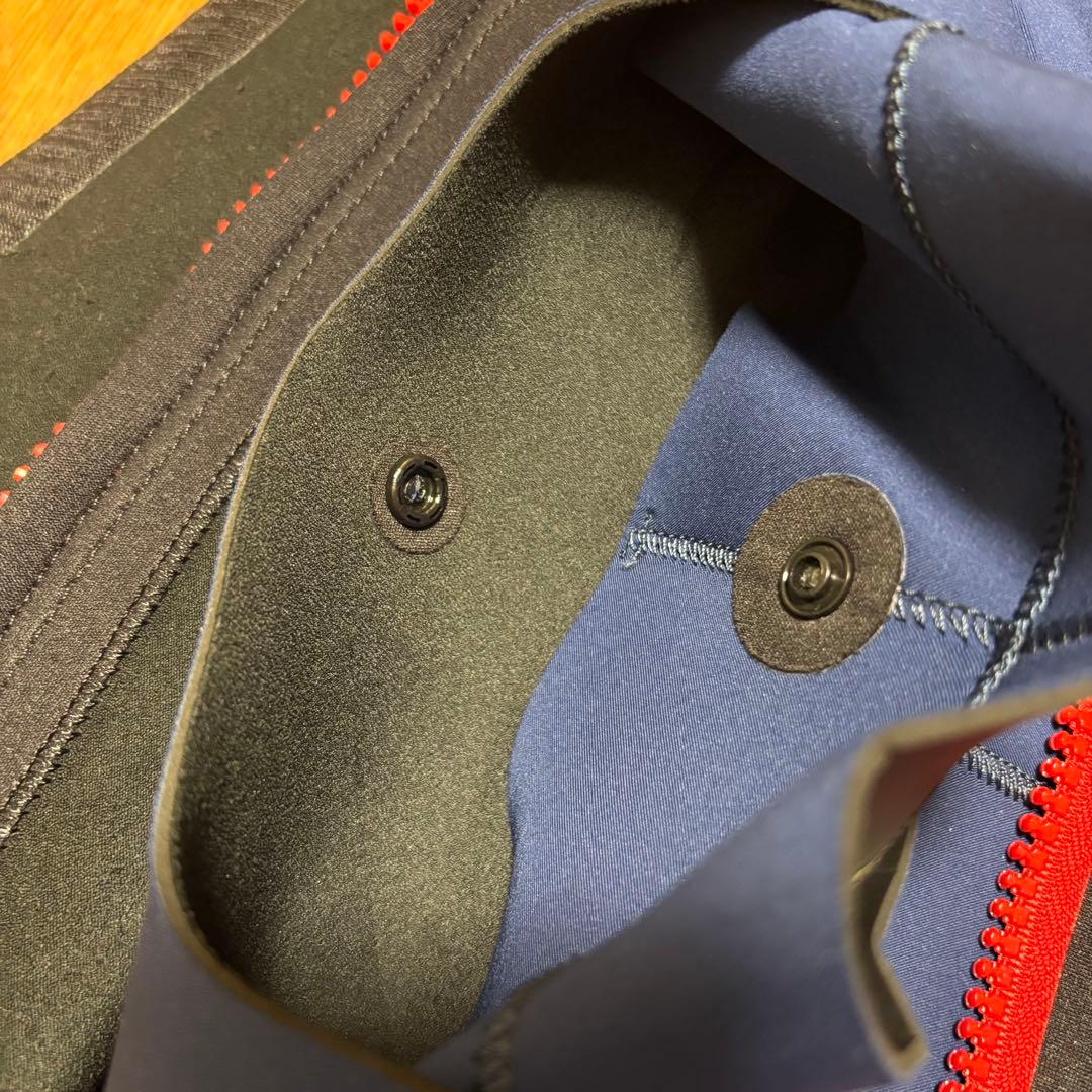 【美品】Banks バンクス ウェットスーツ Mサイズ 2mm フラップタイプ