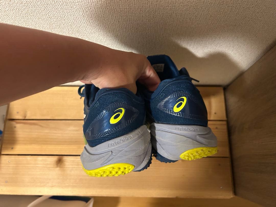 ソフトテニス　アシックス　コートFF