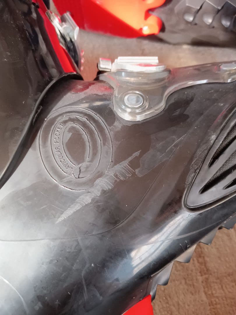 ATOMIC アトミックスキー ブーツ LIVE FIT70/27-27.5cm