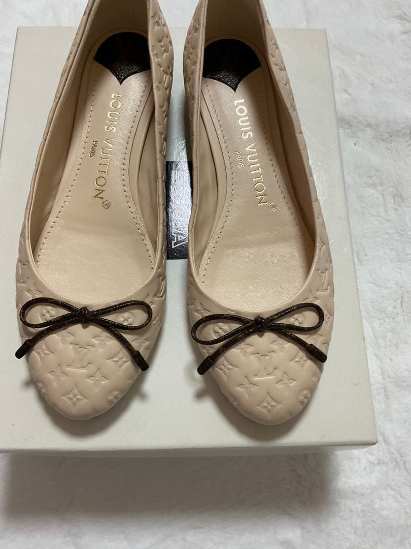 専用　Louis Vuitton ベージュ フラットシューズ