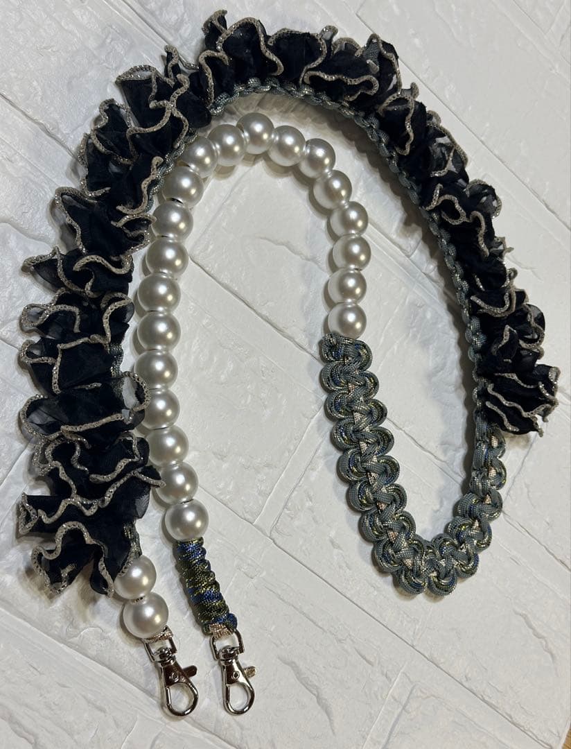 mami♪・*:.ღパラコードスマホストラップ