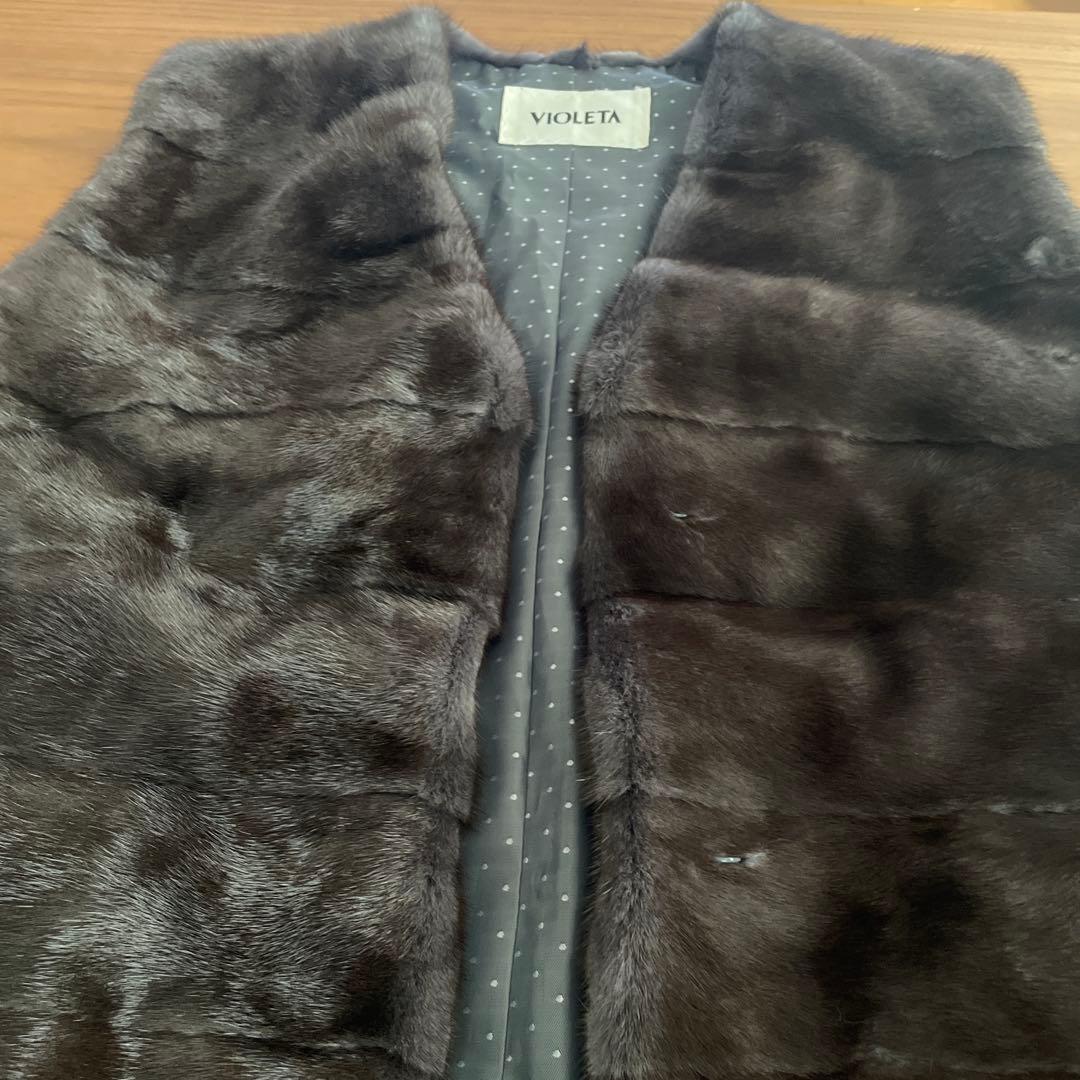 VIOLETA ダークブラウン ファーベスト