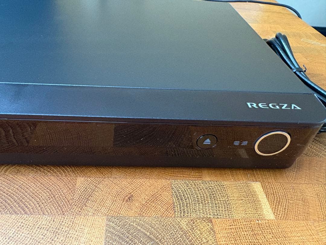 美品【東芝】 REGZA ブルーレイディスクレコーダー DBR-W1010