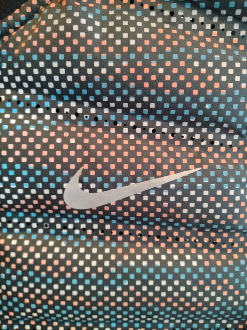 NIKEナイキ ランニング エアロロフト800 フラッシュベスト