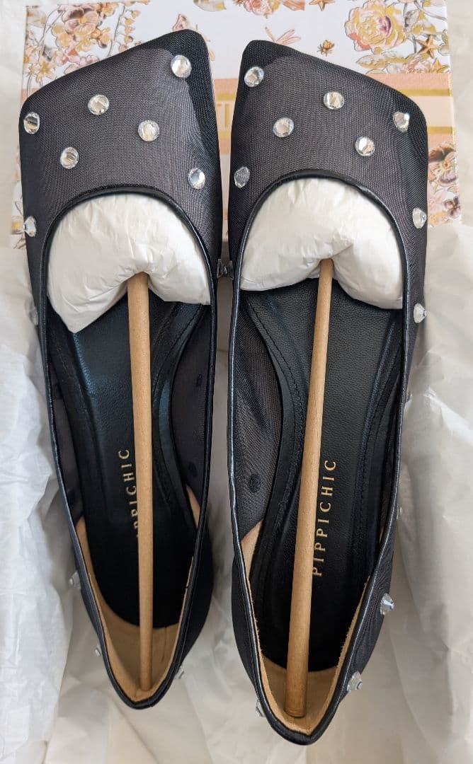 PIPPICHIC ブラック ドット柄 フラットシューズ