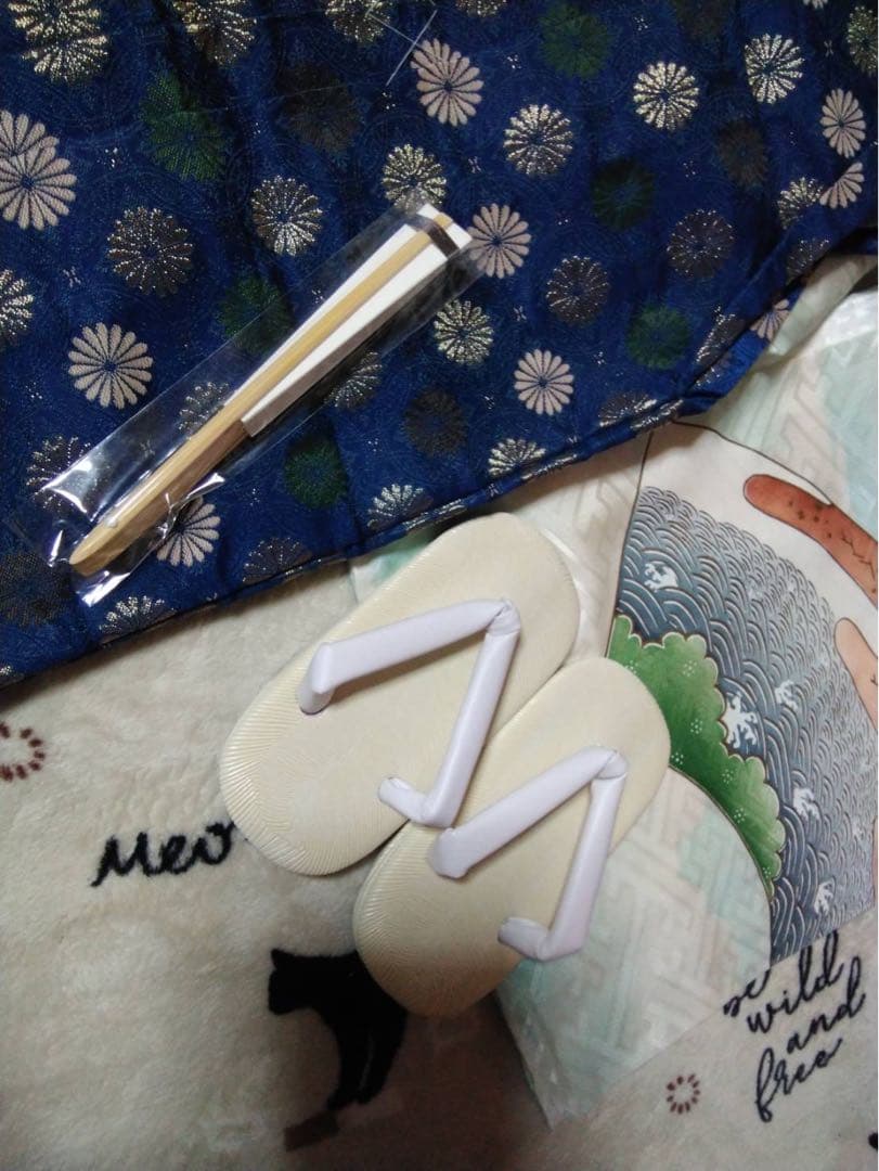 男の子用・3歳から5歳向け・表側正絹・お着物と袴のセットです