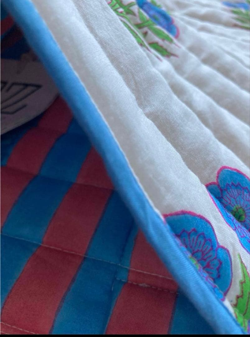 ジャケット・アウター SZ Blockprints QUILTED VEST POPPY