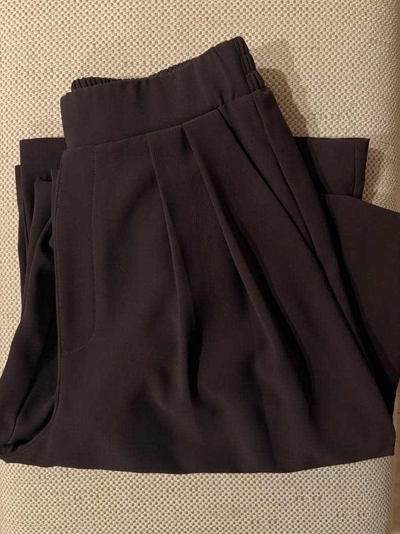 試着のみ美品タックワイドパンツ希少Tサイズ丈長めドゥドゥDOUDOUブラウン