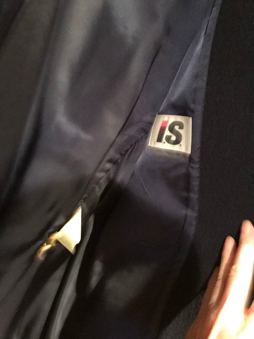 イッセイミヤケISアイエスのジャケット紺色