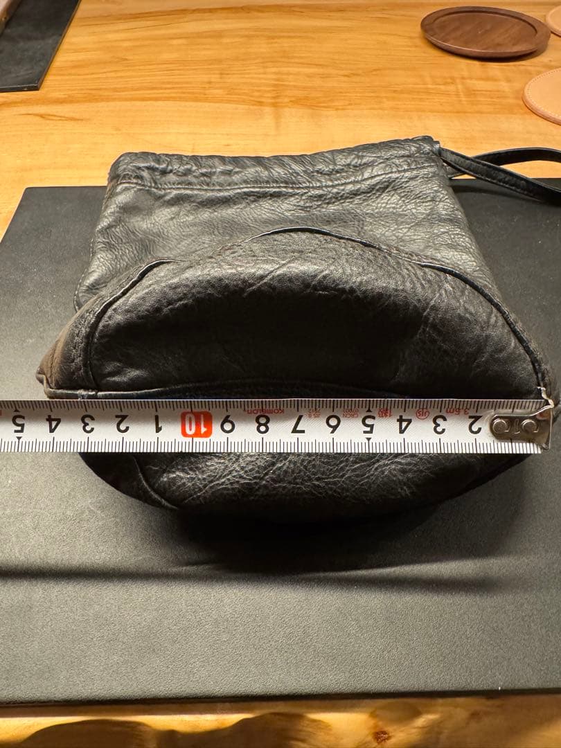 【はる】SLOW&CO ブラックレザー 巾着