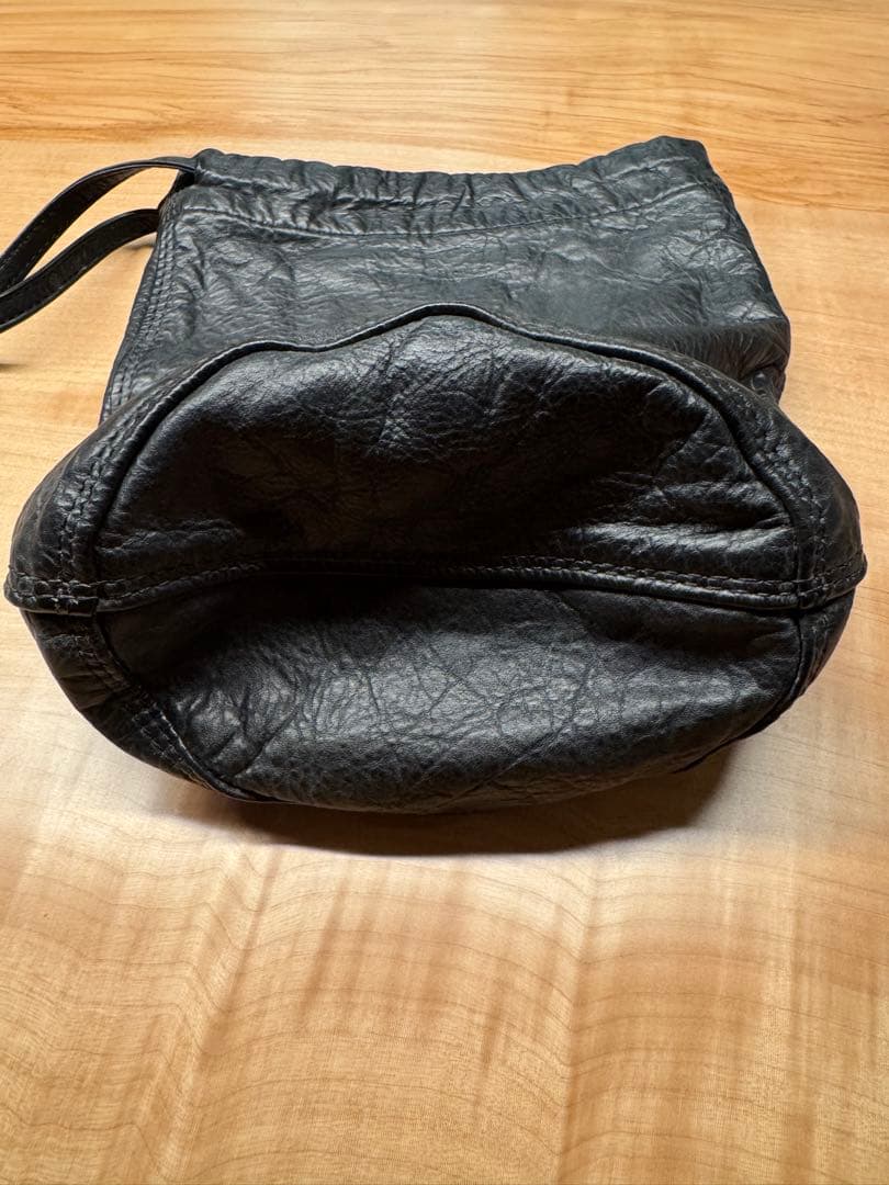 【はる】SLOW&CO ブラックレザー 巾着