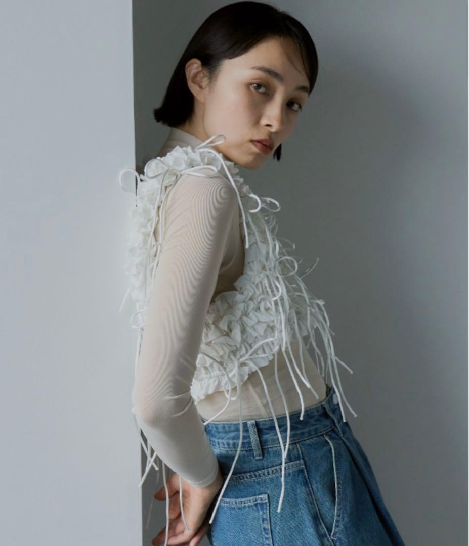 perna フリルリボンベスト　ホワイト