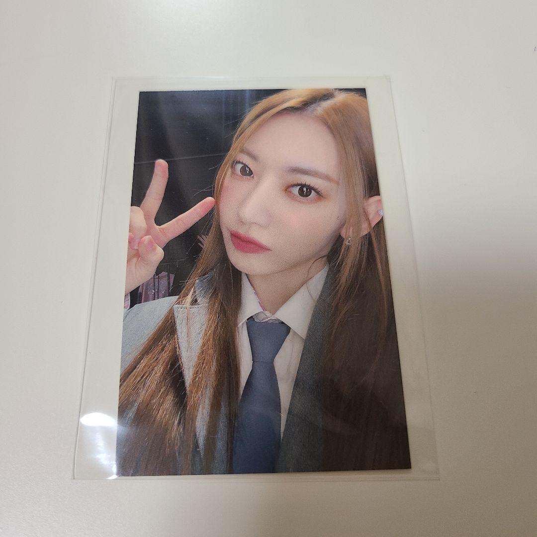 ルセラフィム LESSERAFIM ラキドロ トレカ サクラ