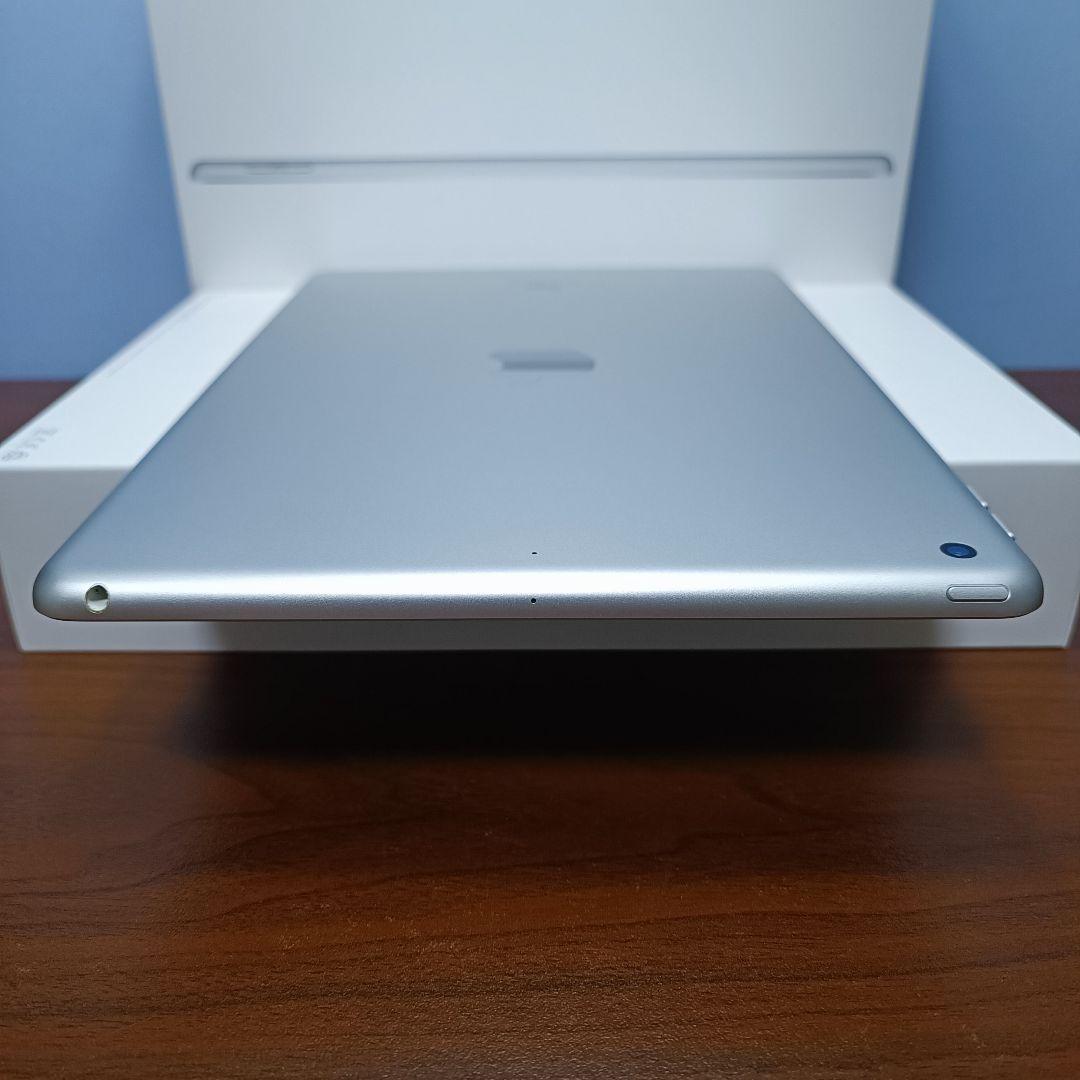 (美品) iPad 10.2 第9世代 WiFi 64GB キーボード付き