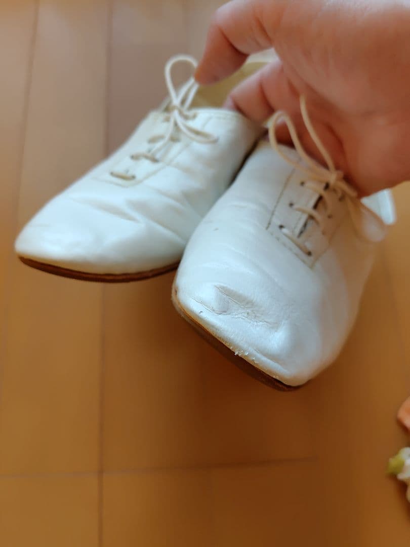 【値下げ！】ポルセリ　フラットシューズ　ジャズシューズ　白　１回のみ着用　38