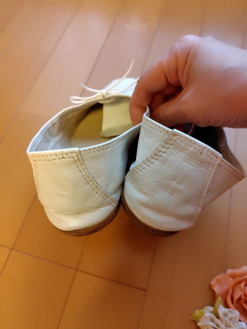 【値下げ！】ポルセリ　フラットシューズ　ジャズシューズ　白　１回のみ着用　38
