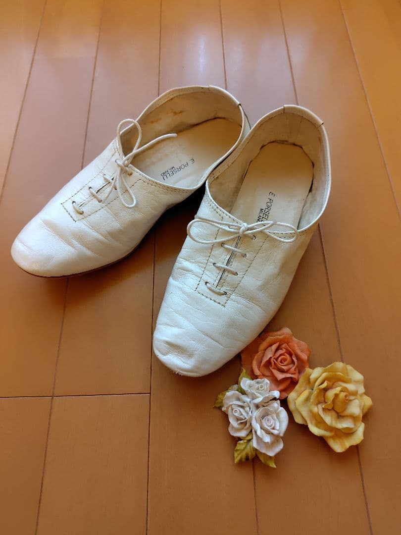 【値下げ！】ポルセリ　フラットシューズ　ジャズシューズ　白　１回のみ着用　38