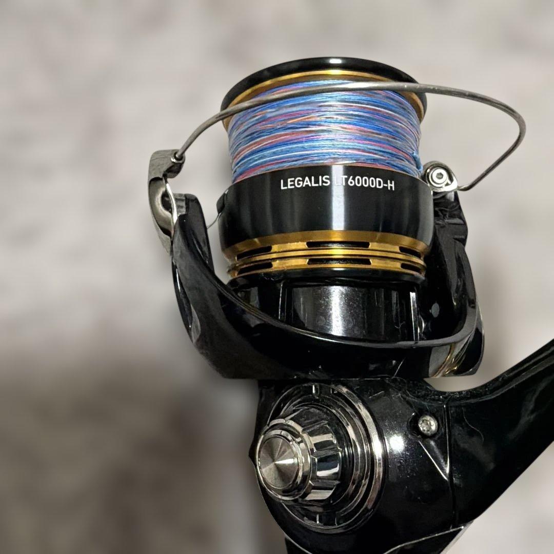 DAIWA LEGALIS LT 6000D-H スピニングリール 黒/金