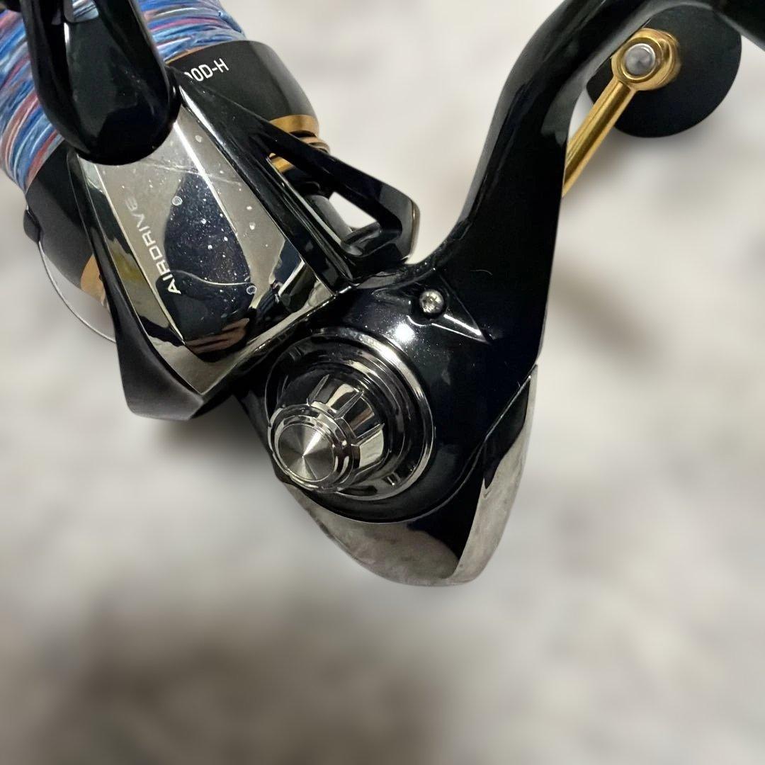 DAIWA LEGALIS LT 6000D-H スピニングリール 黒/金
