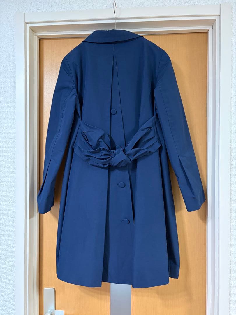 【ぴぴ】PRADA ネイビー トレンチコート
