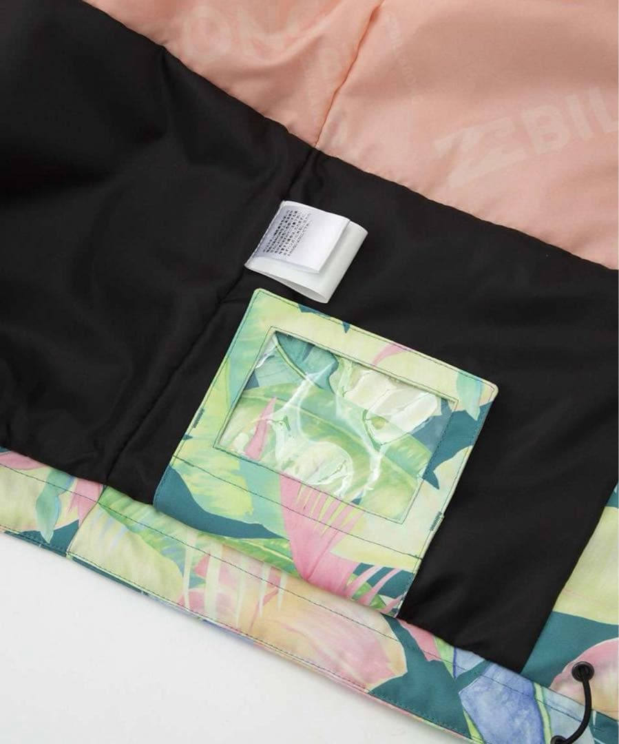 上下セット　超美品　スノーボードウェアー　ビラボン　レディース