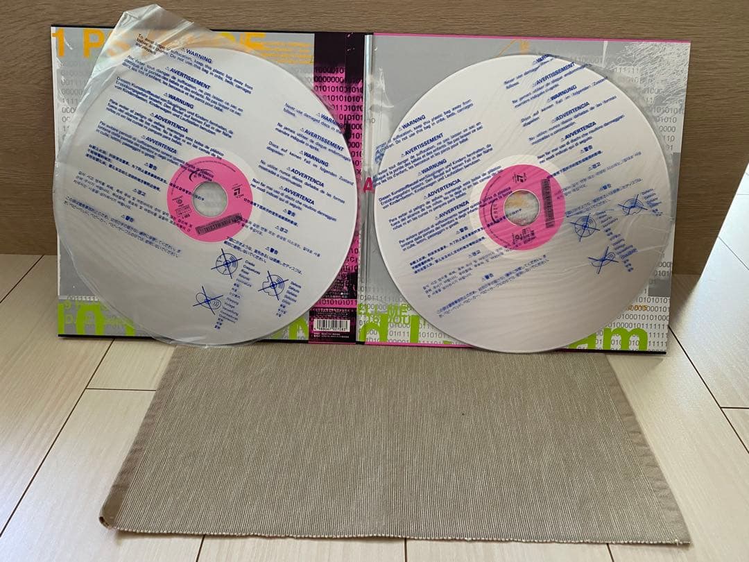 hide UGRY PINK MACHINE file1、2 LDセット