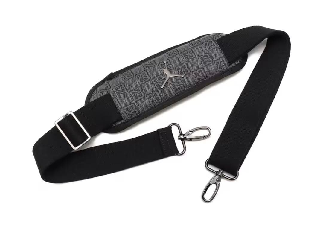 Jordan ジョーダン　モノグラムダッフルバック　(30L)