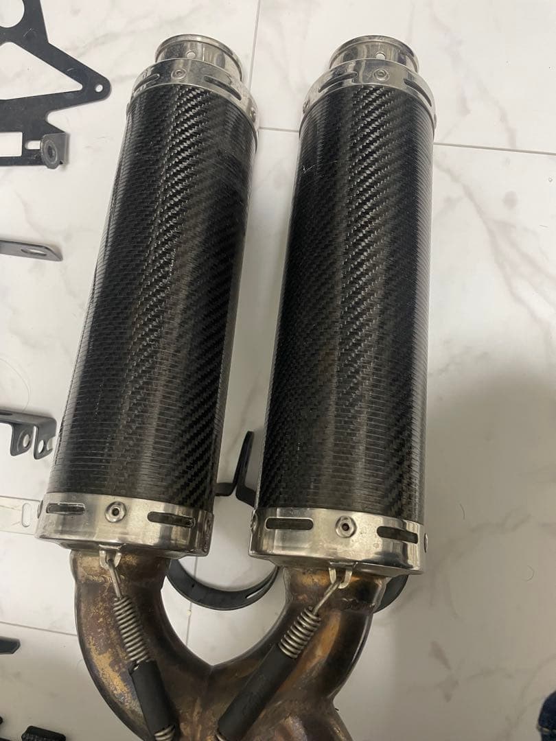 Daytona 675 sharkマフラー