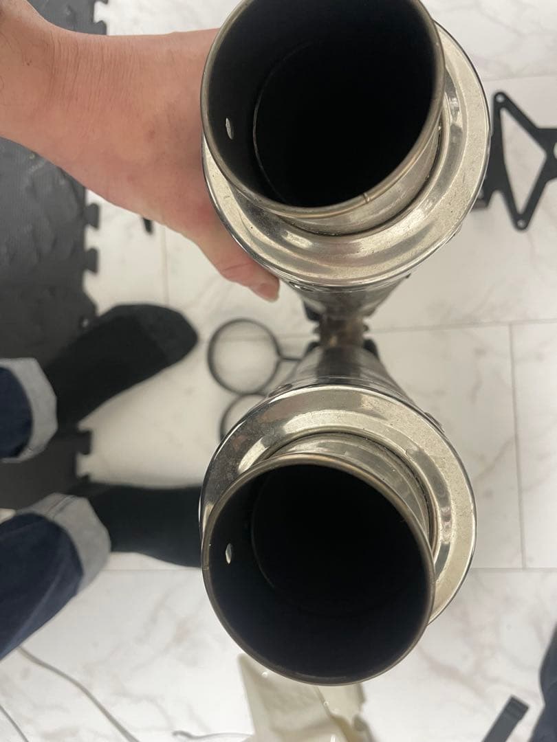 Daytona 675 sharkマフラー