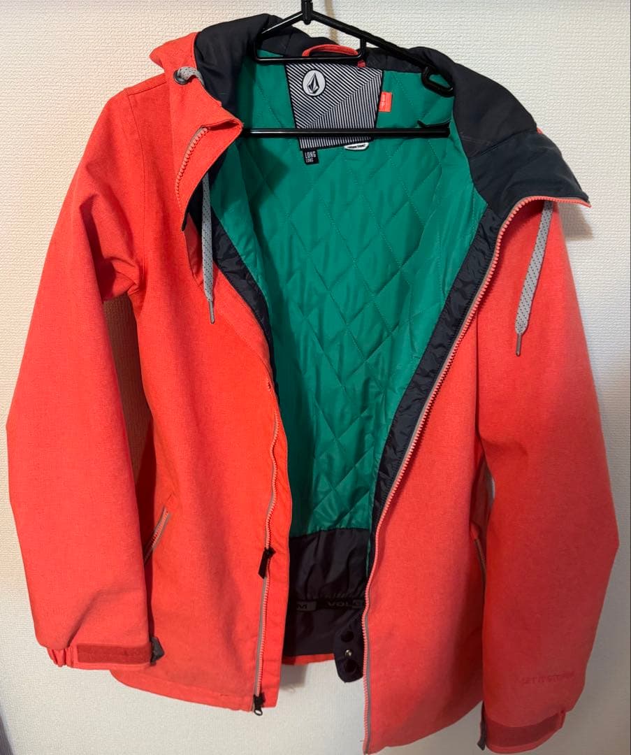 VOLCOM スノーボードウェア（レディース）