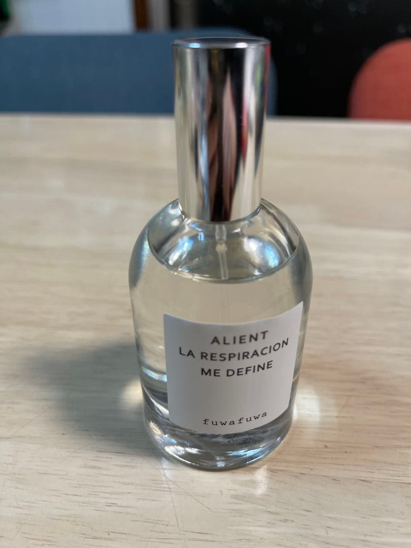ALIENT LA RESPIRACION ME DEFINE 香水