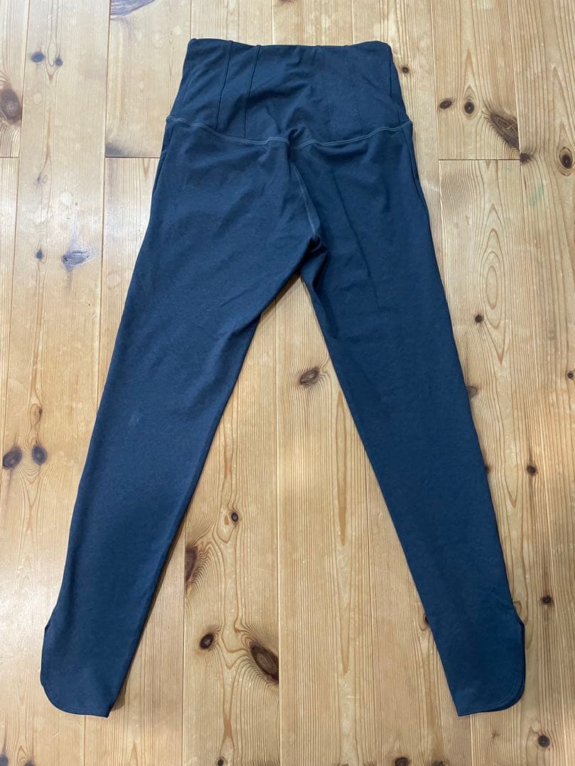 LAVA スカーラ　ヨガウェア　上下セット　Sサイズ