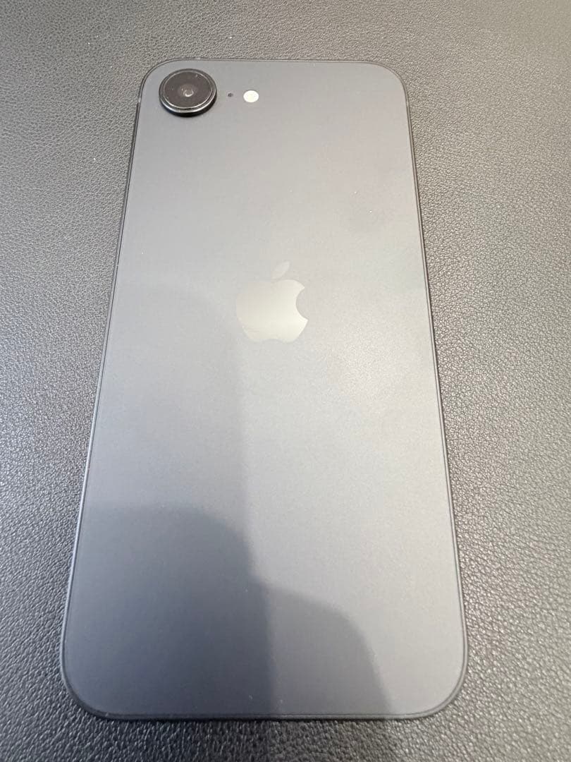 Apple iPhone 16eブラック 128GB ほぼ新品　simフリー