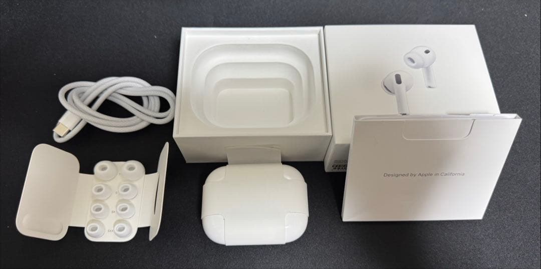 極美品　AirPods Pro3