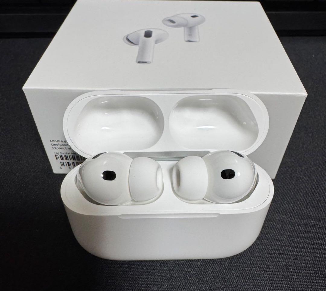 極美品　AirPods Pro3