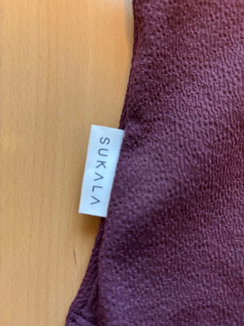 【SUKALA】クロスデザインショートタンクトップ　Sサイズ　美品　新作