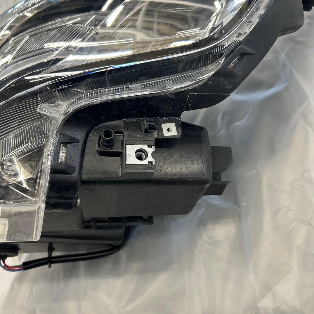 スペーシア左ヘッドライト中古品