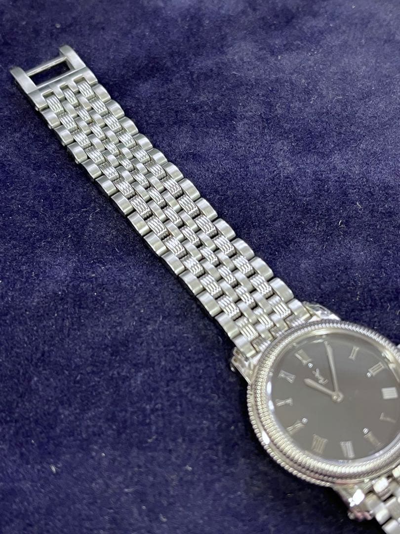 【ジャンク/不動】Yves Saint Laurent 腕時計 4N0204