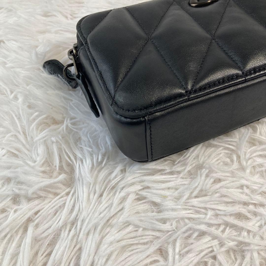 極美品　現行　コーチ　ショルダーバッグ　キラ クロスボディ・ピロー キルティング