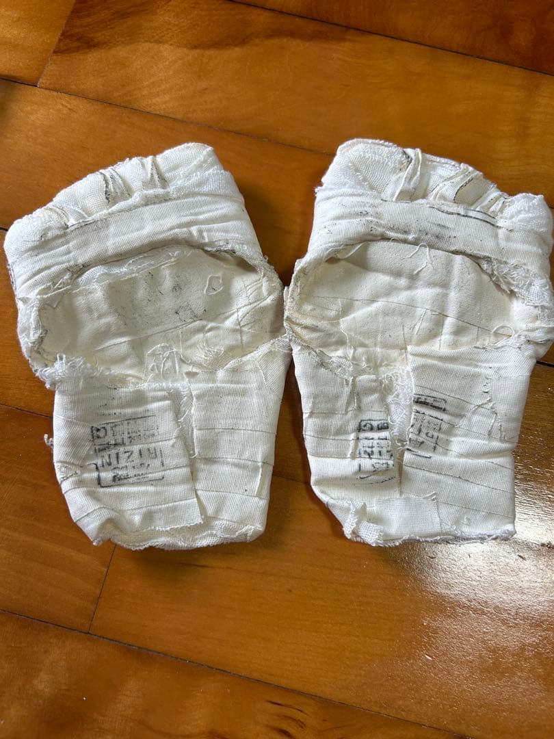 浜崎朱加サイン入りバンテージ