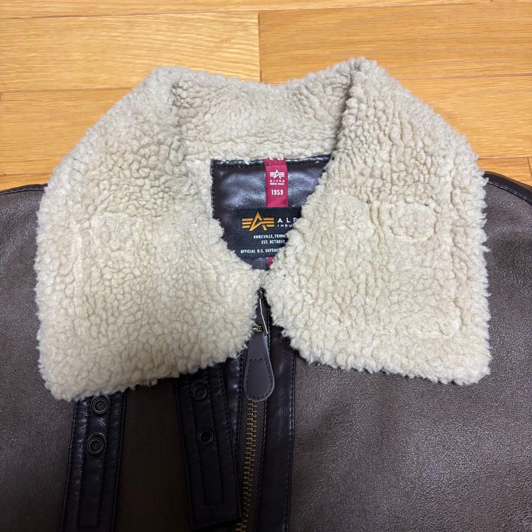 Alpha Industries B-3ムートンジャケット