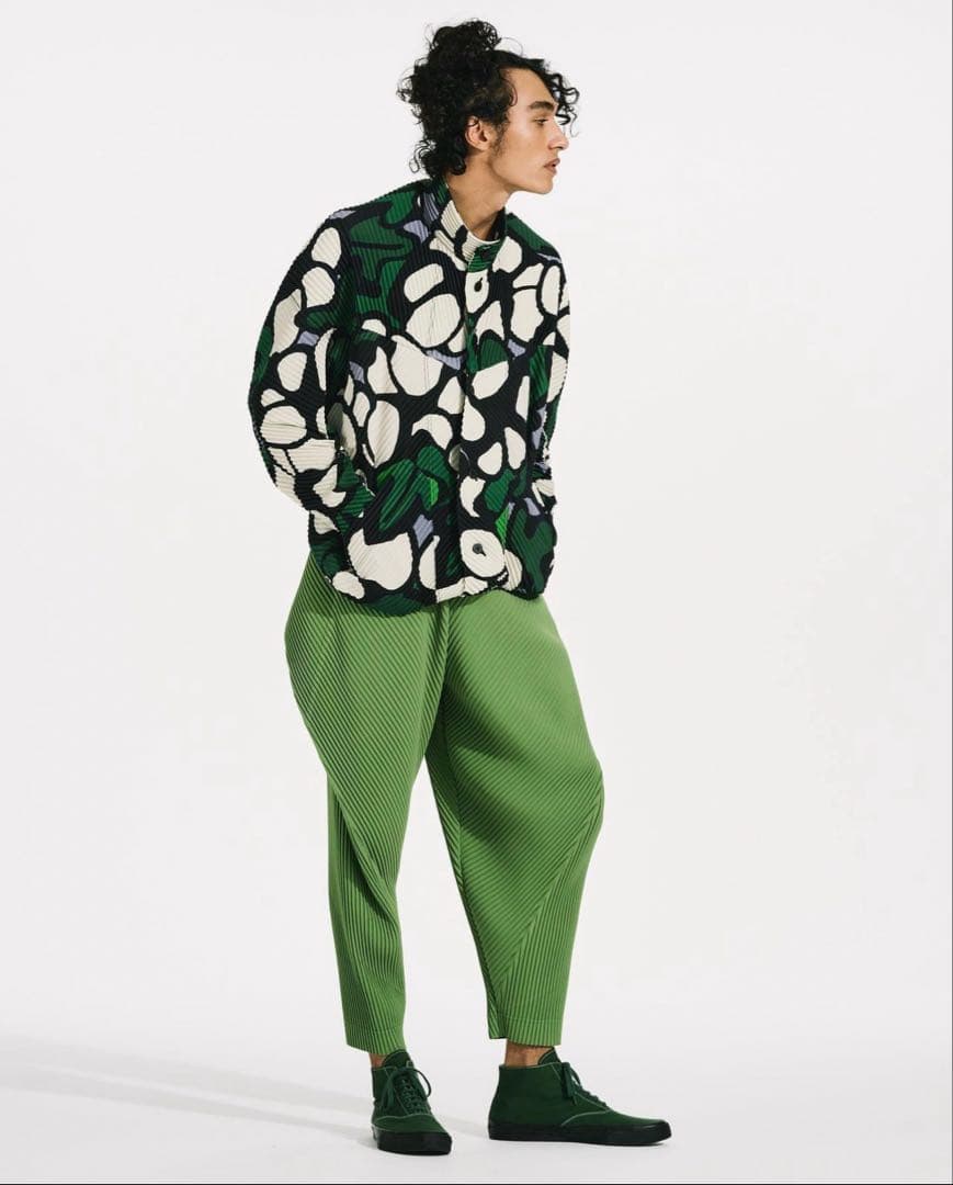 新品HOMME PLISSE CALLA LILYパンツ オムプリッセ サイズ3