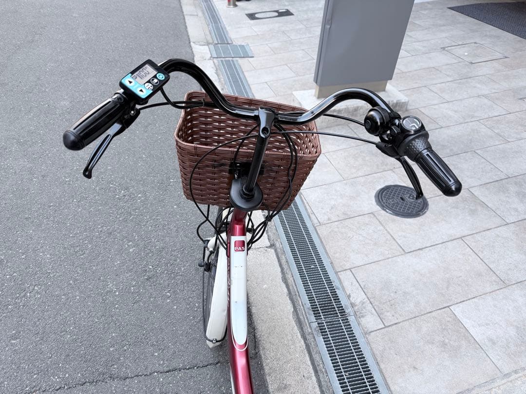 赤 電動アシスト自転車 チャイルドシート付き