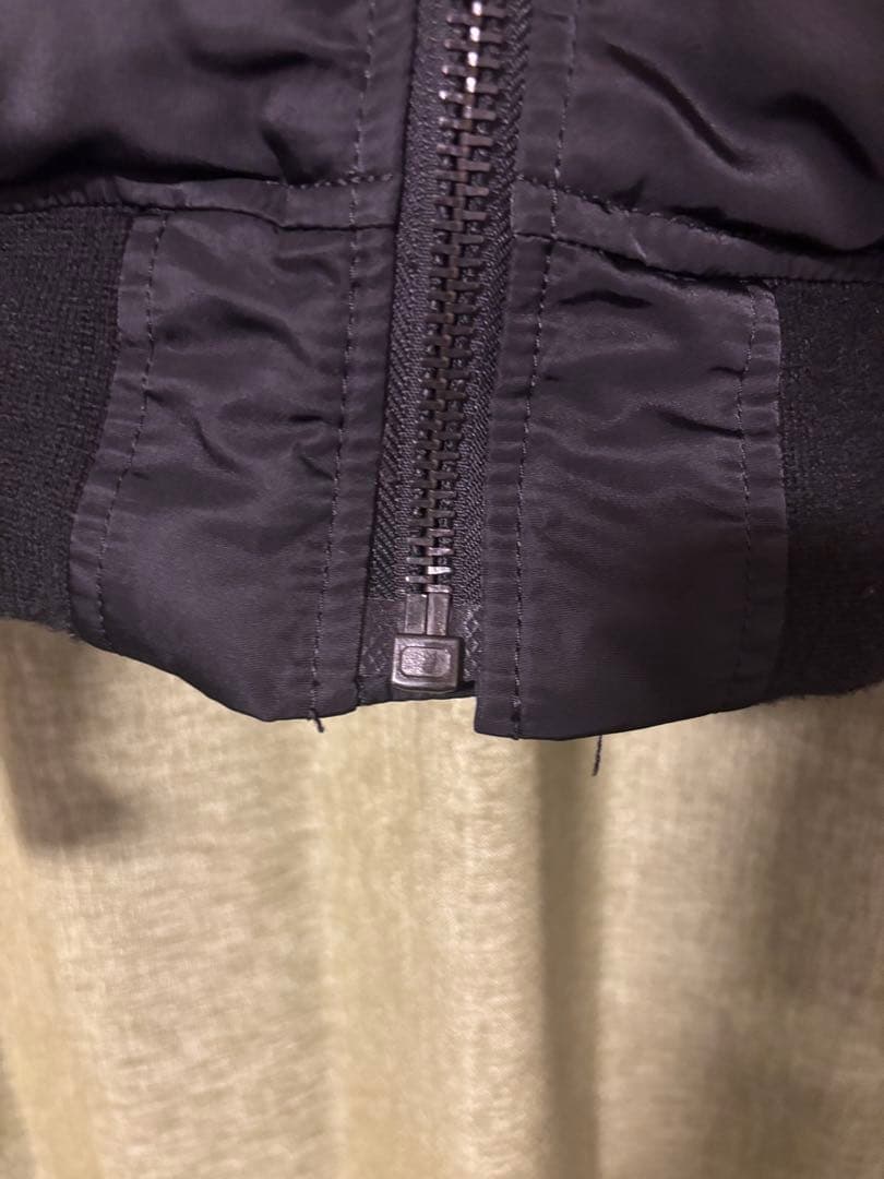 イ*き様 AVIREX MA-1 フライトジャケット ブラック