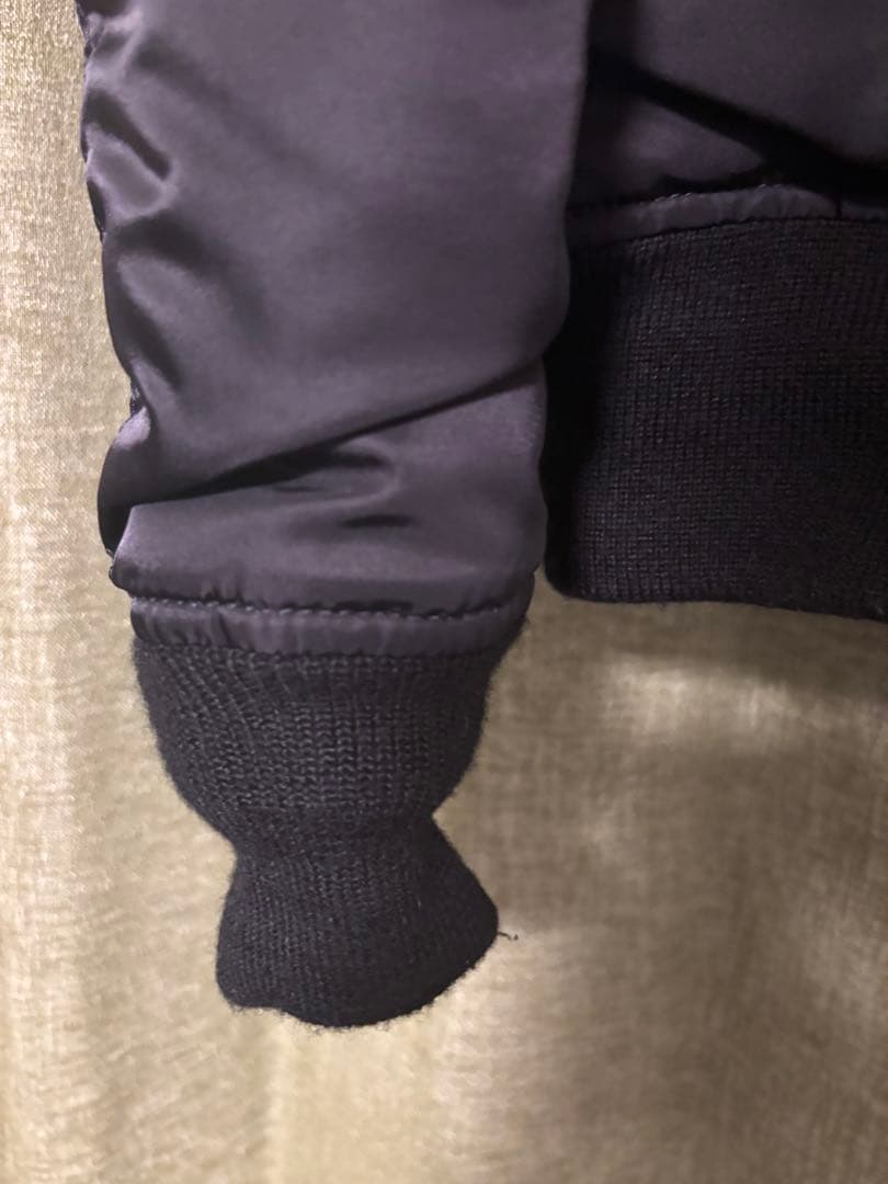 イ*き様 AVIREX MA-1 フライトジャケット ブラック